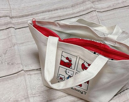 未使用 激レア ハローキティ ビーズ トートバッグ バタフライ ポーチ 当時物 未使用 激レア ハローキティ ビーズ トートバッグ バタフライ