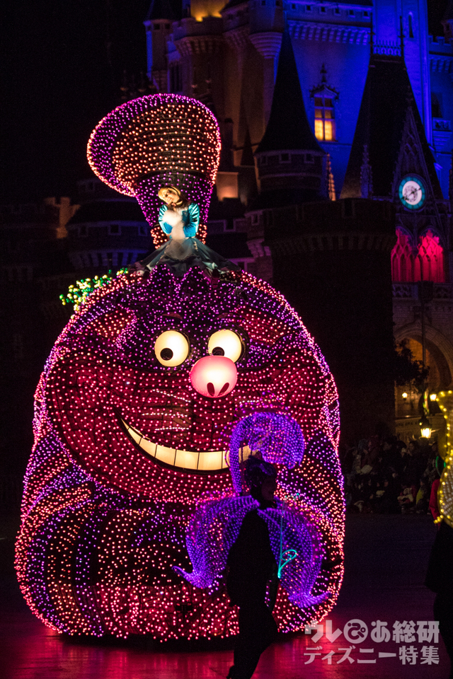 クリスマスバージョン「東京ディズニーランド・エレクトリカルパレード・ドリームライツ」（2016年）｜東京ディズニーランド「クリスマス・ファンタジー」