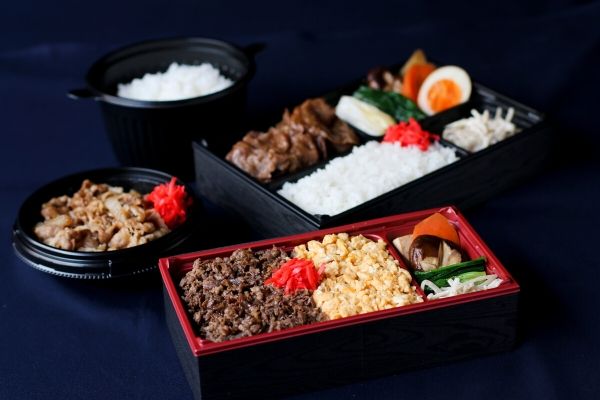 「モーモーパラダイス」テイクアウト販売開始