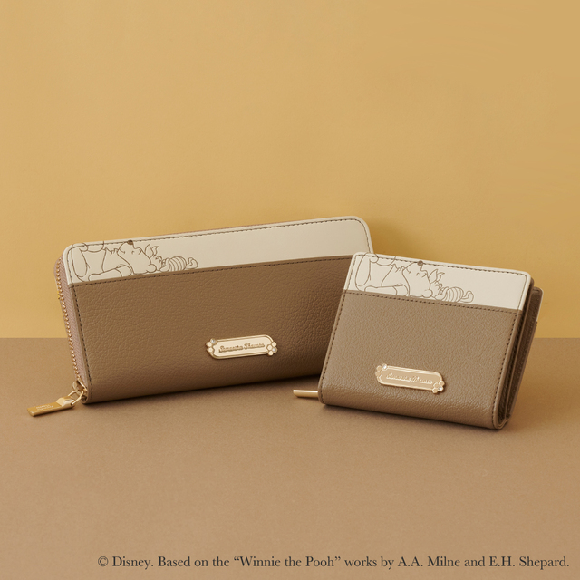 折財布 22,000円、長財布 25,300円｜サマンサタバサ「くまのプーさん」コレクション