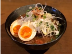 牛スジ土手煮込み~半熟煮玉子添え~