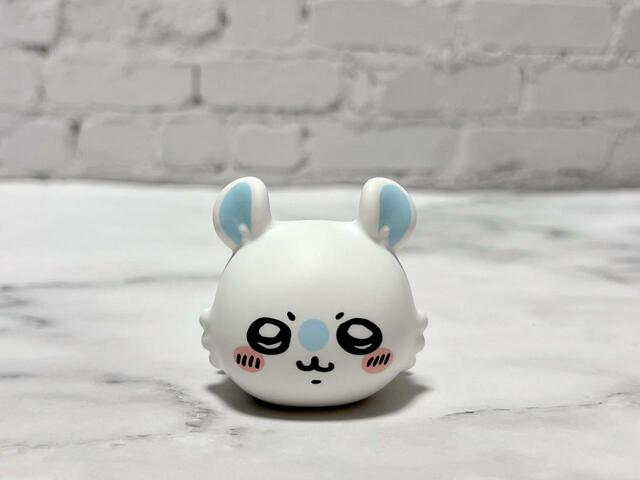 モモンガは寝そべりポーズ！