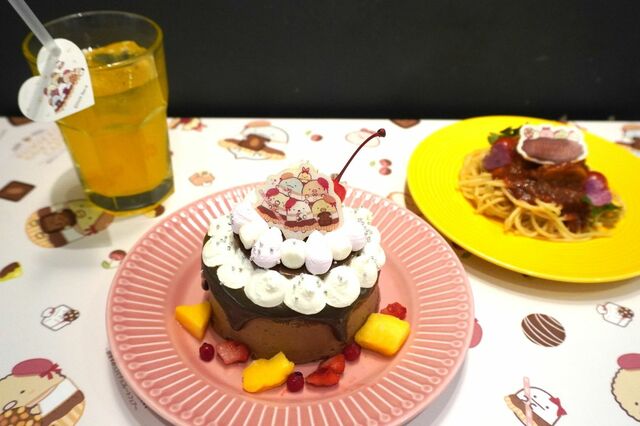 【すみっコぐらしカフェ～喫茶すみっコでチョコレートフェア～】「喫茶すみっコのケーキセット」2,690円