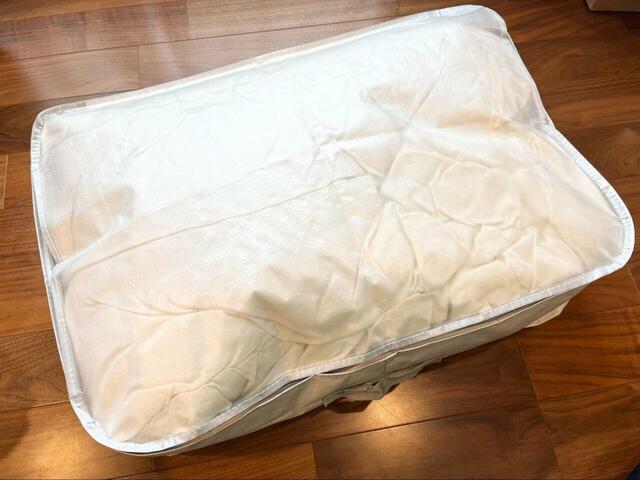 【無印良品 レジャーシートでつくった たためる収納袋】セミダブルの掛け布団も収納できました！