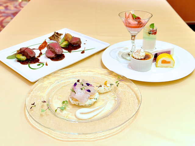 「エンパイア・グリル」エンパイアランチ オリジナルピン付き｜ディズニーアンバサダーホテル 2016年「アナとエルサのフローズンファンタジー」