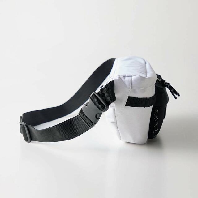 スポーティボディバッグ「グーフィー」| ¥5,490 (税込)