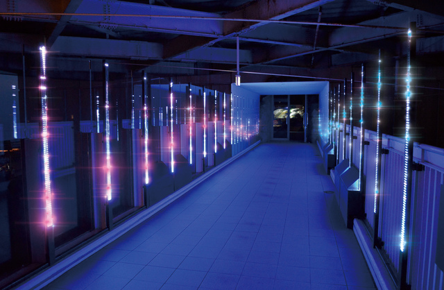 海へと続く架け橋