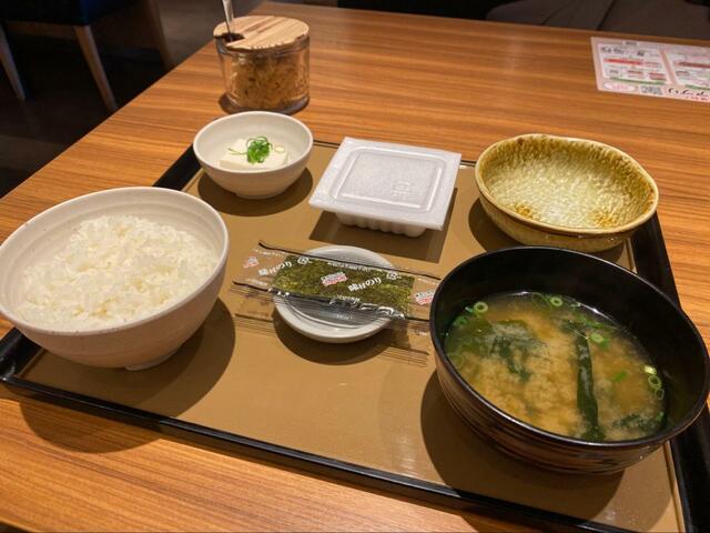 【やよい軒 納豆朝食】健康的な朝食で、素敵な1日のスタートが切れそう