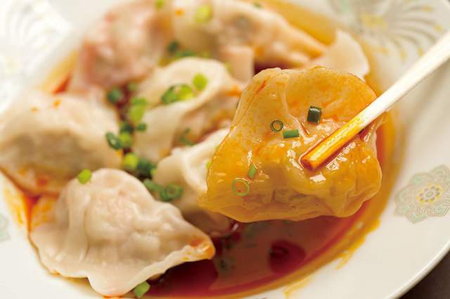 晴晴飯店　李姐（リーチェ）餃子（8個）　450円