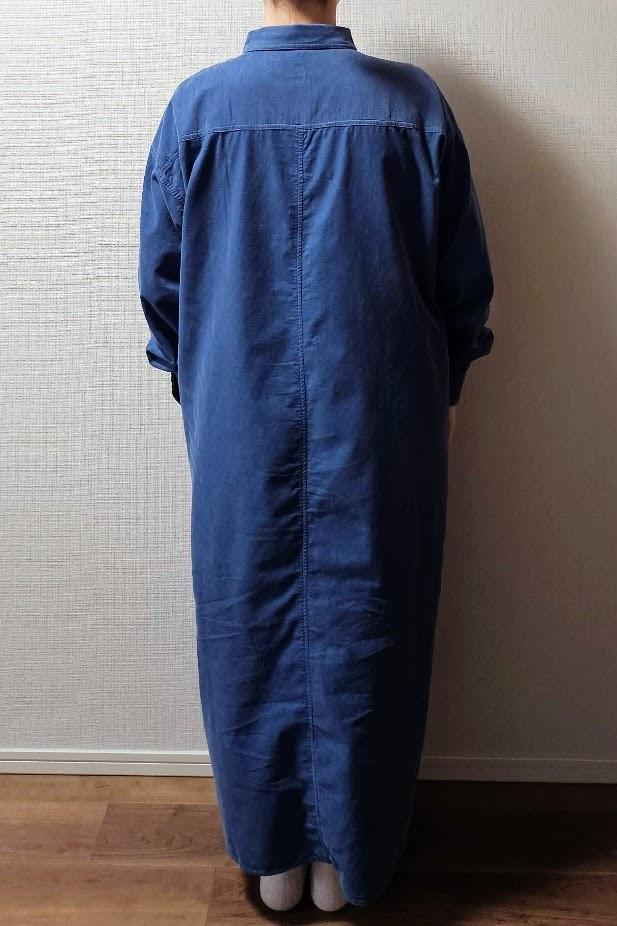 【AMERICANHOLIC コーデュロイシャツワンピース】Aライン寄りのすっきりとしたシルエット。全体のボディラインをカバーしてくれます♪