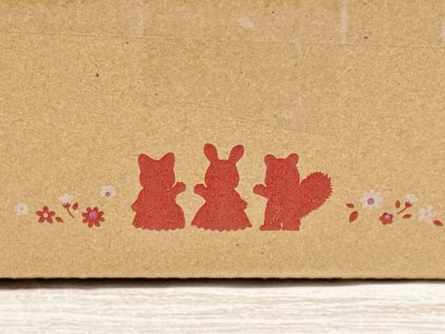 公式オンラインショップで購入すると、ダンボールもかわいいのがうれしい！