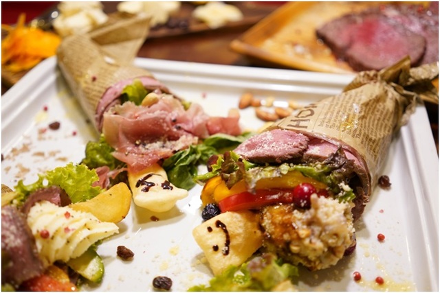 『肉(ニク)レープ』