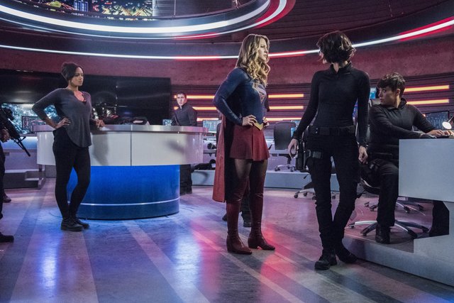 『スーパーガール』©and TM DC Comics©Warner Bros.Ent.Inc.