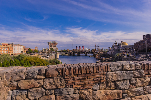 アクアダクト・ブリッジから望むハーバーは絶景