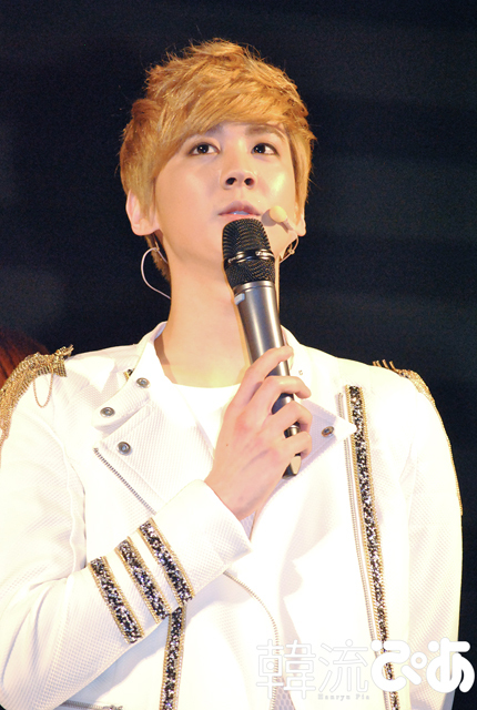 共演者と息のあったダンスを披露したチョンジ(TEENTOP)