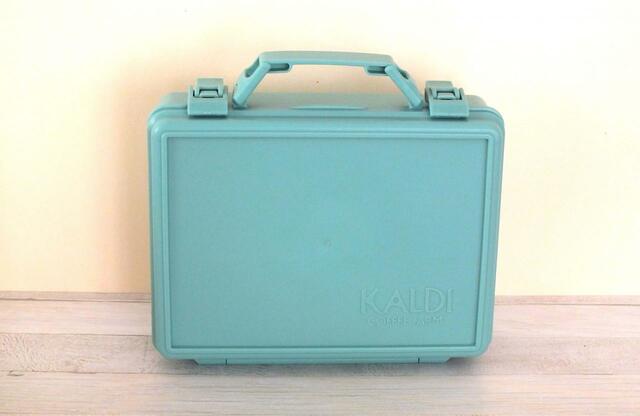 【カルディオリジナル　コーヒーで旅するトランクボックス】　1セット1,280円（税込）