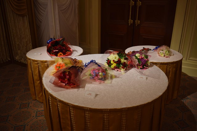 3つのディズニーホテルそれぞれの花束を使える