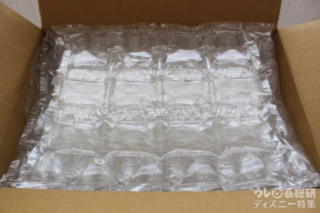 東京ディズニーリゾート・アプリで購入した商品の配送用の箱と梱包材