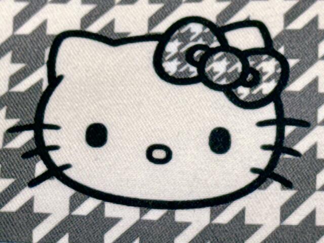 リボンもしっかり千鳥格子柄になっていて、おめかし感たっぷり!