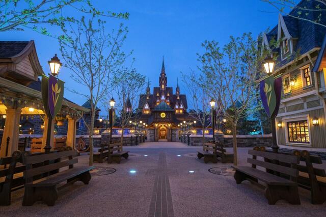 東京ディズニーシー「ファンタジースプリングス」内「フローズンキングダム」