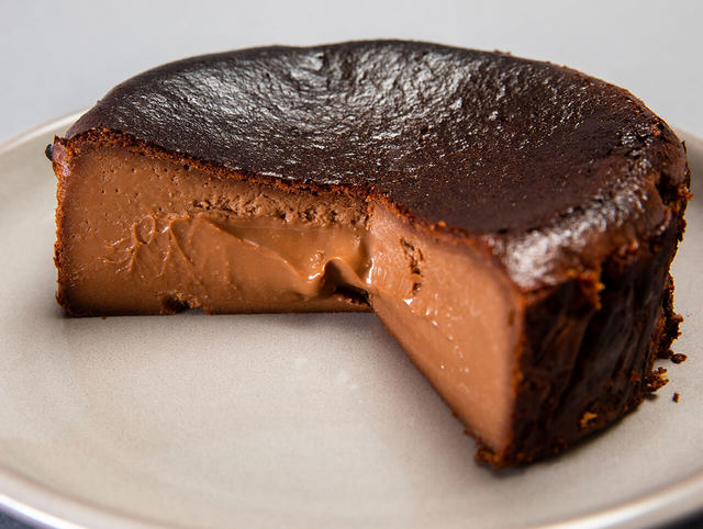ノミアムカフェ 生チョコバスクチーズケーキ　萌え断！