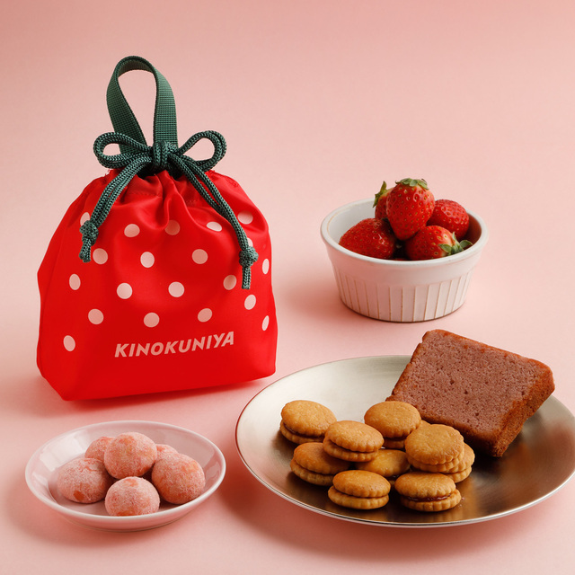 紀ノ国屋　ストロベリースイーツバッグ（レッド）1,652（税込）