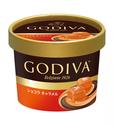 希望小売価格は、税込322円。ゴディバ カップアイス「ショコラ キャラメル」