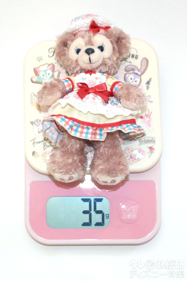 「ダッフィー&フレンズのハートウォーミング・デイズ」はかりとぬいぐるみバッジ