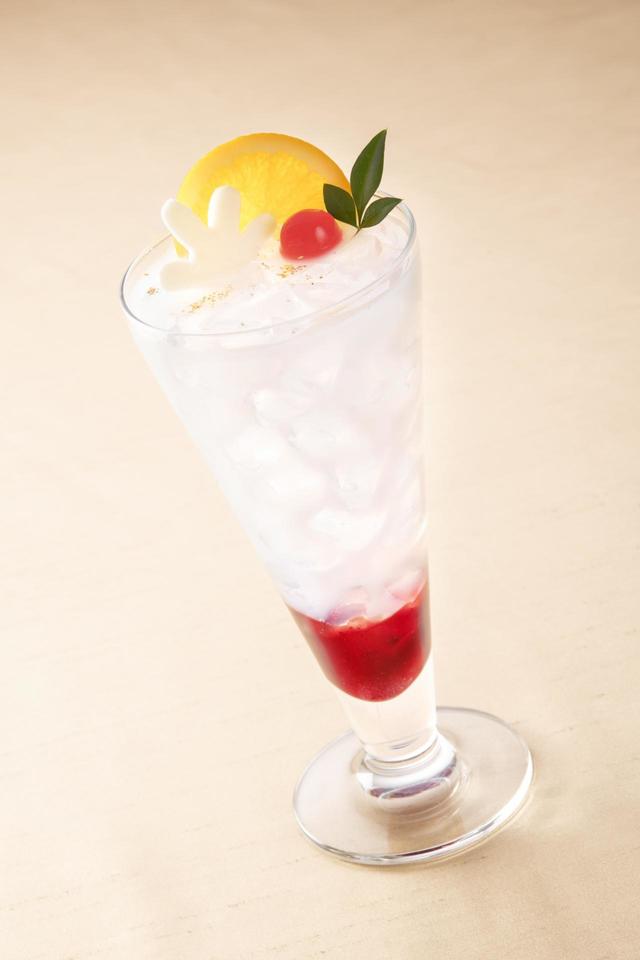 ディズニーアンバサダーホテル「シェフ・ミッキー」イヤーエンド&ニューイヤー スペシャルドリンク