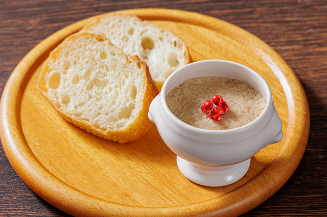 「リエット」<期間:2025年12月1日〜2026年1月31日>【オーストラリア、フランス、インドネシア、韓国、日本の料理を一堂に楽しめるブッフェ「世界を旅する食べ放題ランチ」開催!】