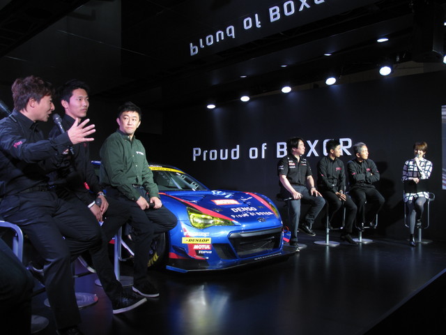 東京オートサロン2015・SUBARUブース：トークショーのようす