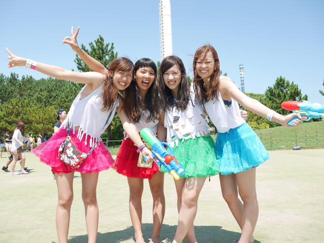 水着美女だ! マッチョ29だ! 八景島シーパラダイス「ウォータースプラッシュラン」を楽しむ