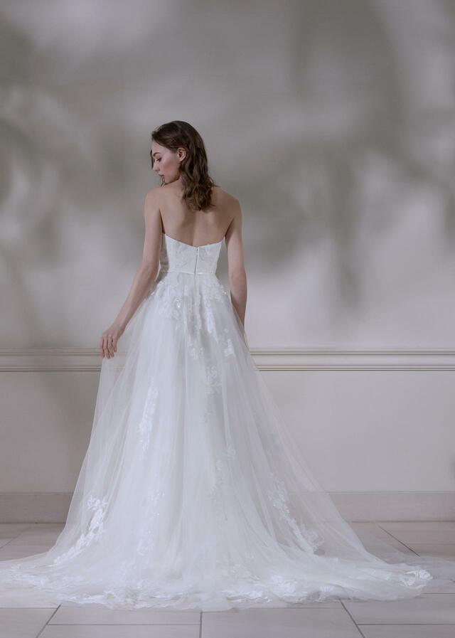 「DAVID K NEW YORK（デヴィッド ケイ ニューヨーク）」新作ウェディングドレス　NY-0127_Offwhite