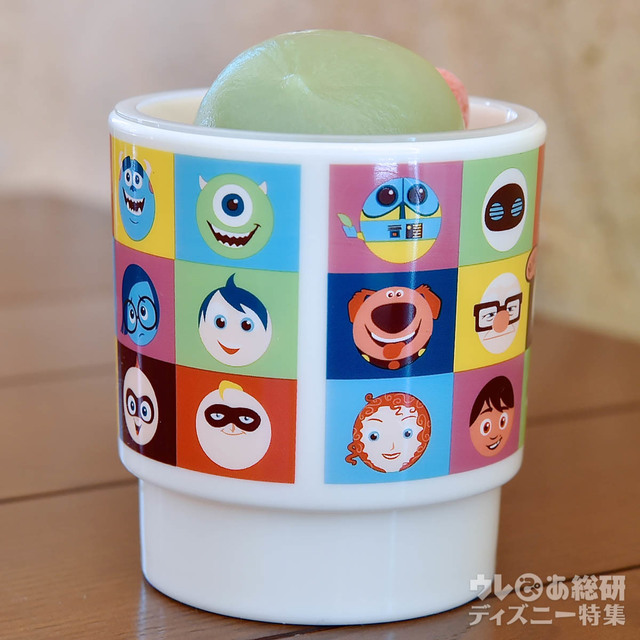 クリーミーカスタード＆リトルグリーンまん、スーベニアカップ付き ¥750 