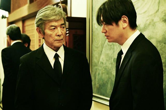 『連続ドラマW 両刃の斧』