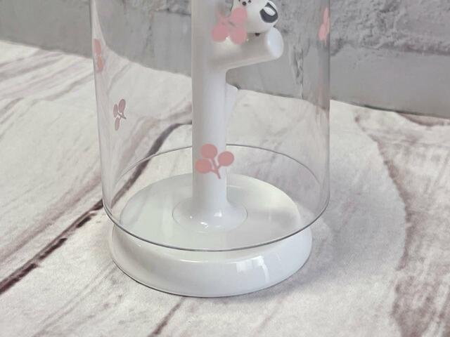 コップを浮かせて収納できるので衛生的！