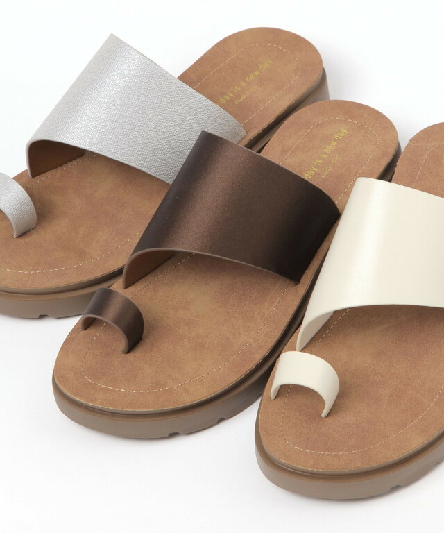 【スタディオクリップのサンダル売れ筋ランキング 2位】「軽らくトングサンダル」3,990円（税込）