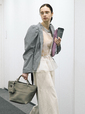 【DEAN & DELUCA×BEAMS COUTURE】約高さ24×幅40.5×マチ18cm。普段使いしやすいサイズ感です