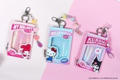 【SKINNYDIP LONDON×サンリオキャラクターズ】「IDカードチャーム」2,750円／チャック付きで小銭収納も可能
