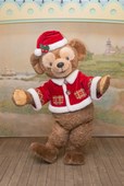 クリスマス限定コスチュームのダッフィー｜東京ディズニーシー「クリスマス・ウィッシュ」（2016年）