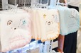 【すみっコぐらしあそびスタジオ／グッズエリア】ふわふわのハンカチは大人でも欲しいかわいさ