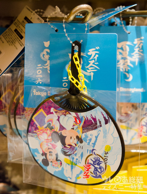 バッグチャーム ¥680|東京ディズニーランド2016年「ディズニー夏祭り」スペシャルグッズ