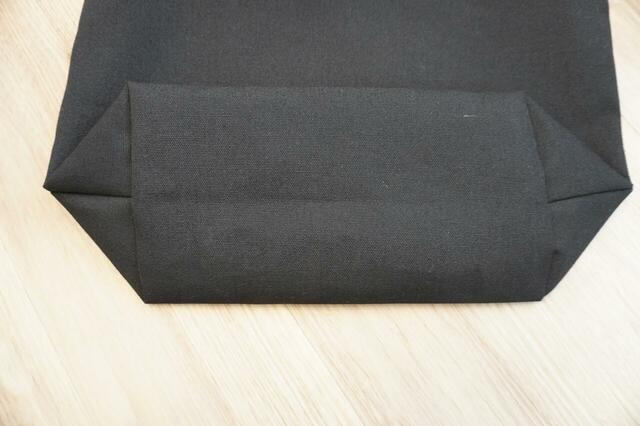 マチが広いので容量も◎