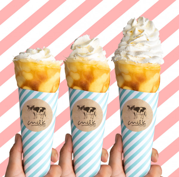 生クリームたっぷりの生クリームクレープ