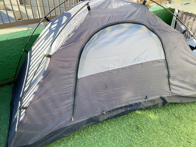 【ワークマン BASICドームテント】設営時本体サイズ: 長さ215×幅104×高さ98cm