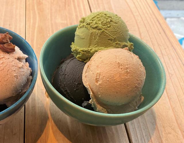 素材の落ち着いた色味がきれい