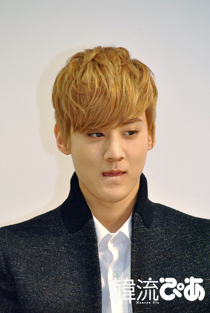 会見中のチョンジ(TEENTOP) / 『ON AIR~夜間飛行~』記者会見