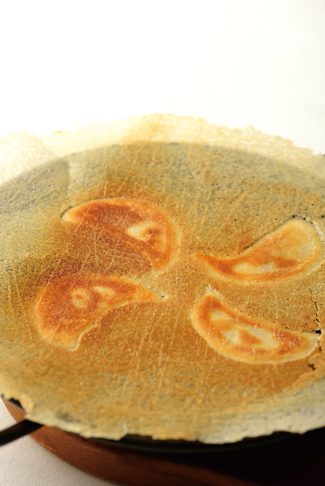 大観苑　焼き餃子　1663円