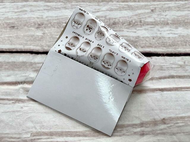 9つ目を開封！この赤いお尻はたこぎ…！うさぎか？推しのハチワレか？！