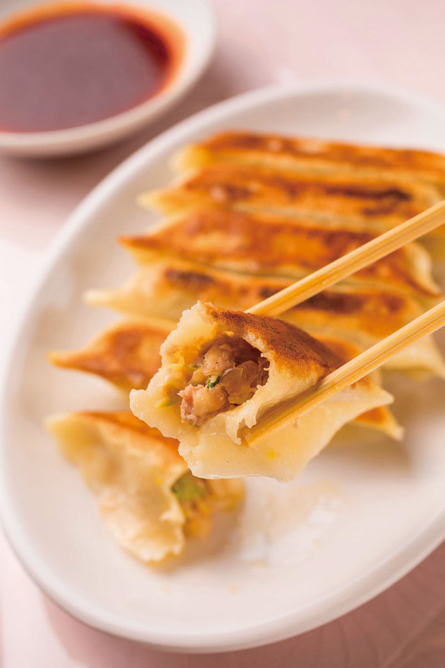 揚子江菜館　焼き餃子（6個）　630円